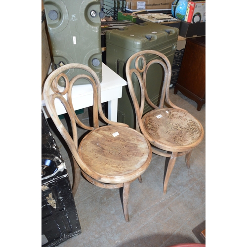 112 - Pair of bentwood chairs