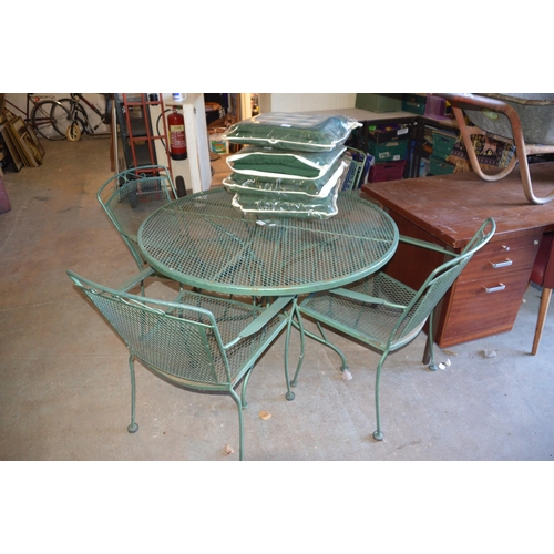 203 - Garden table & 4 chairs