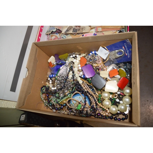 420 - Box of costume jewellery