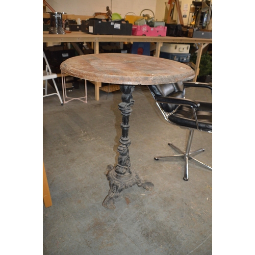 163 - Cast pedestal table