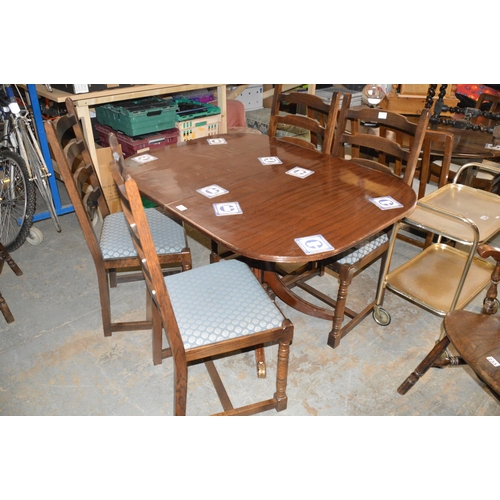 232 - Table & 4 chairs