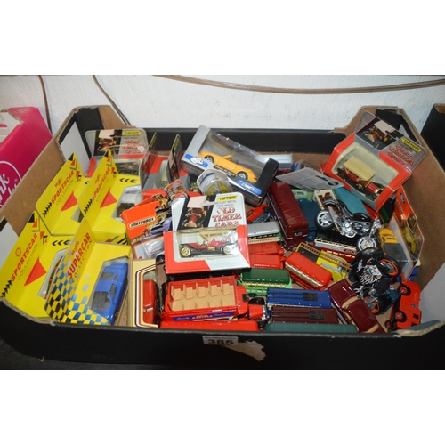 385 - Box of diecast cars etc