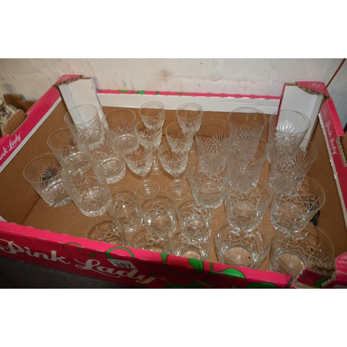 387 - Box of glassware