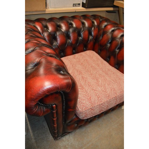 152 - Chesterfield armchair