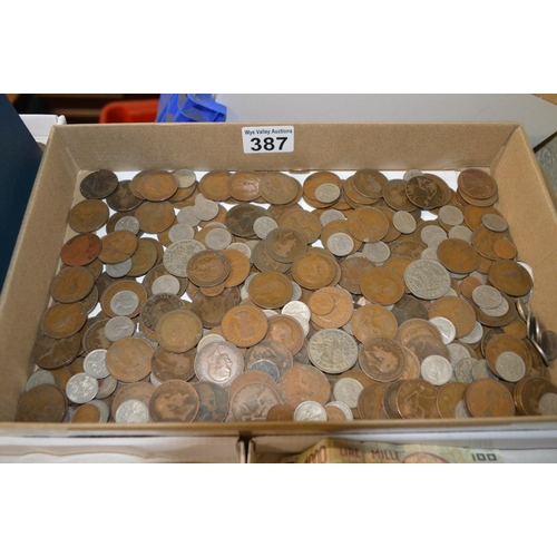 387 - Coins - tray of mixed