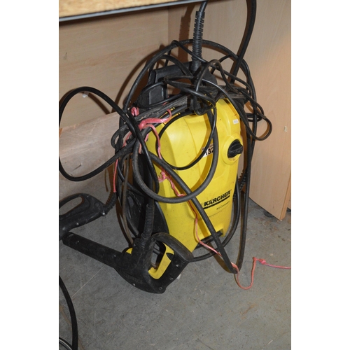 132 - Karcher pressure washer