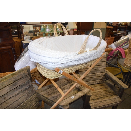 292 - Moses basket