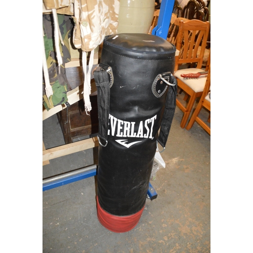 300 - Punchbag