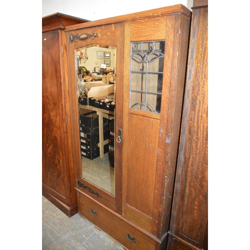 386 - Oak wardrobe