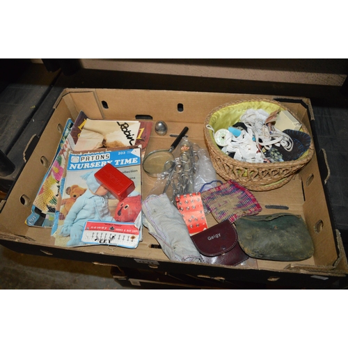 411 - Box of sewing items