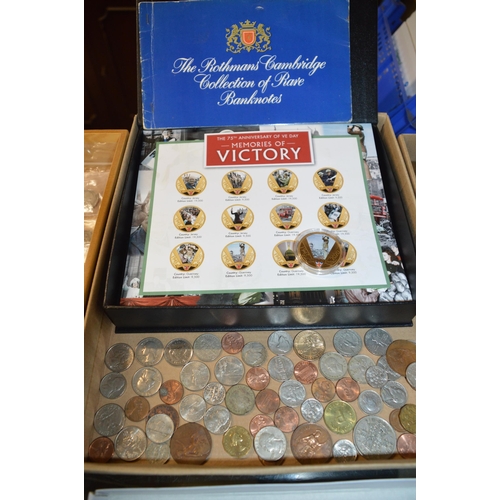 524 - Tray of mixed coins etc