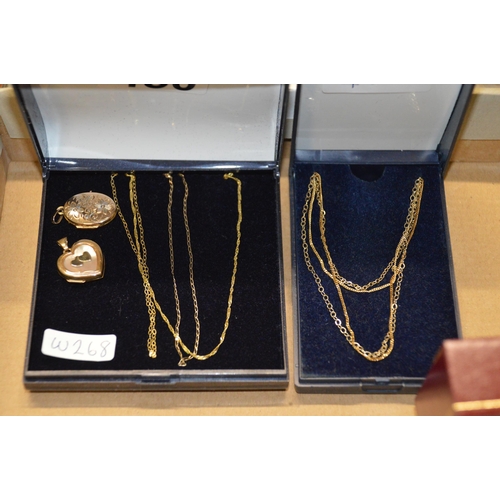 450 - Qty of 9ct gold chains & 2 lockets
11.90g