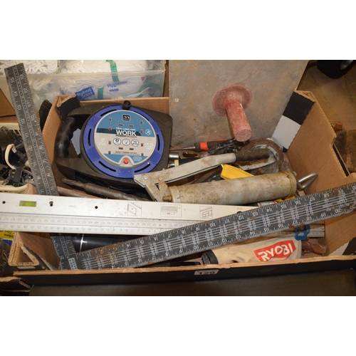 129 - Box of tools