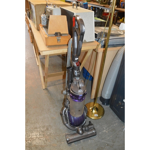 184 - Dyson cleaner