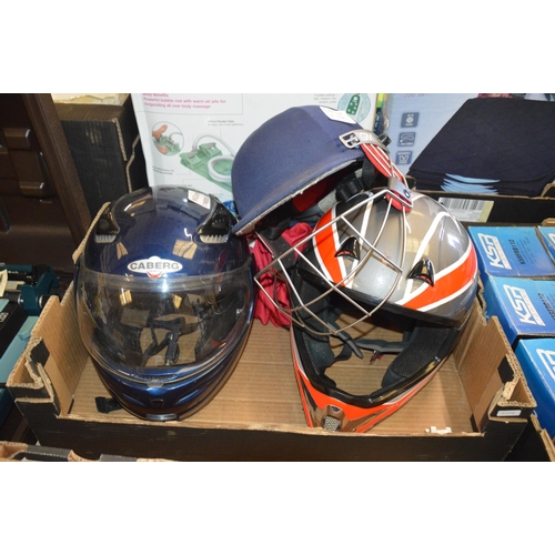 126 - 3 x helmets