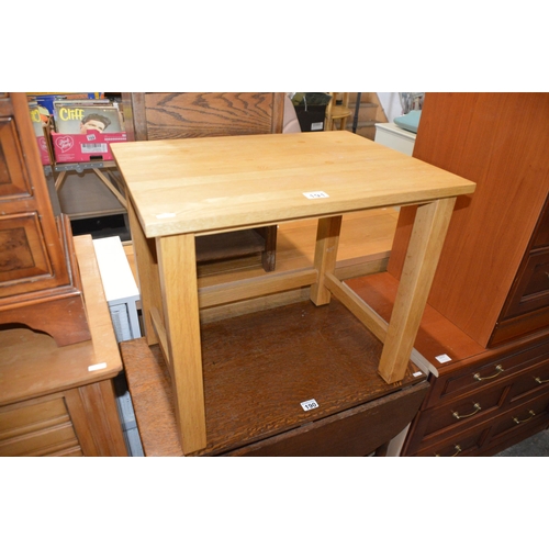 191 - Oak table