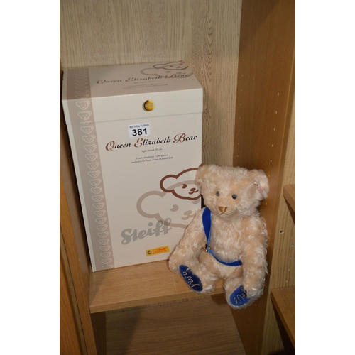 381 - Boxed Steiff teddy bear, Queen Elizabeth Ltd Ed