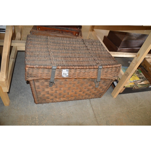 234 - large vintage hamper