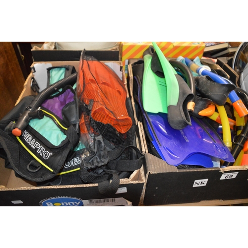 69 - 2 boxes of diving/scuba gear