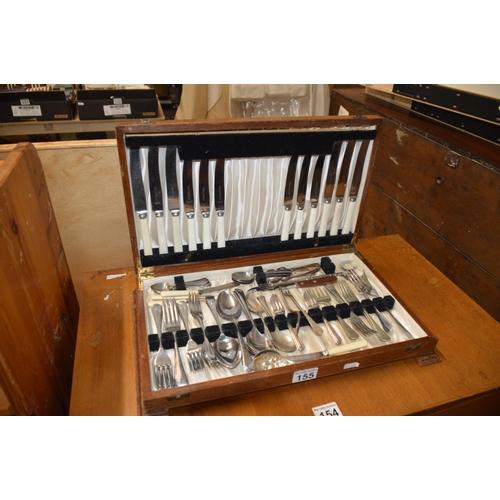 155 - case of cutlery