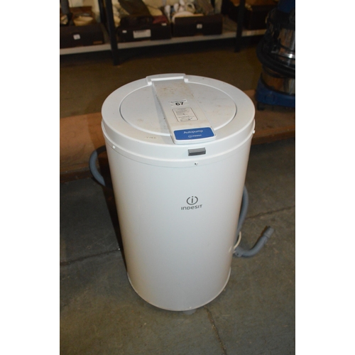 67 - Indesit spin dryer