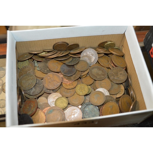 433 - box of coins