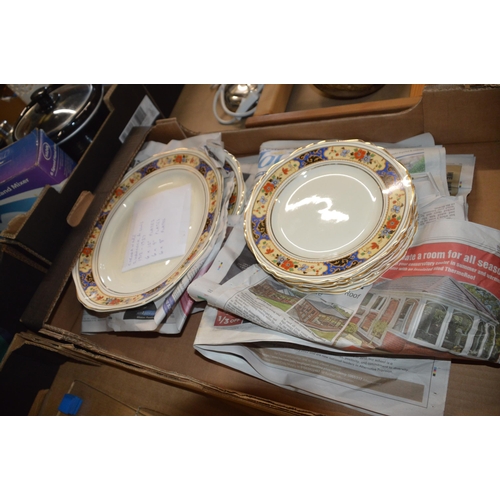 115 - qty of dinner service, plates etc