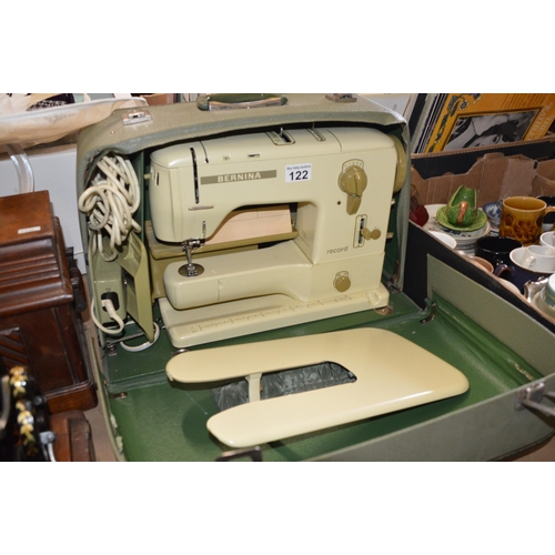 122 - bernina sewing machine