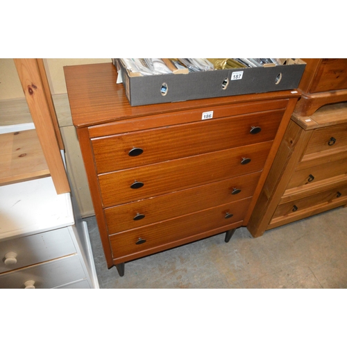 186 - chest of drawers