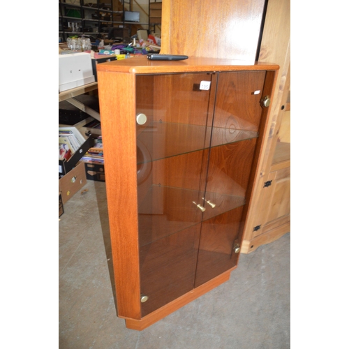 195 - corner cabinet