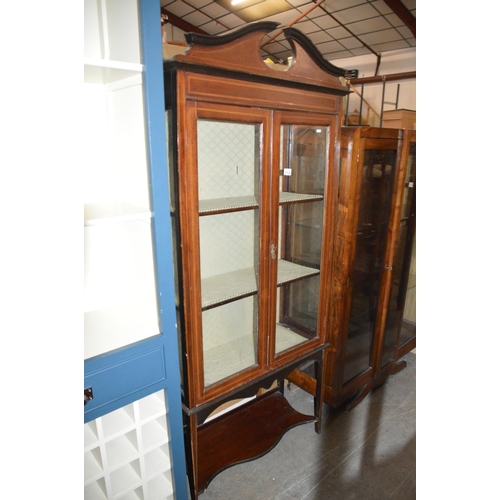 210 - display cabinet