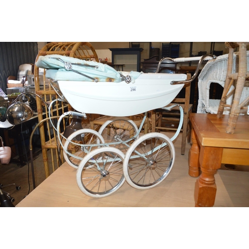 296 - Silvercross dolls pram