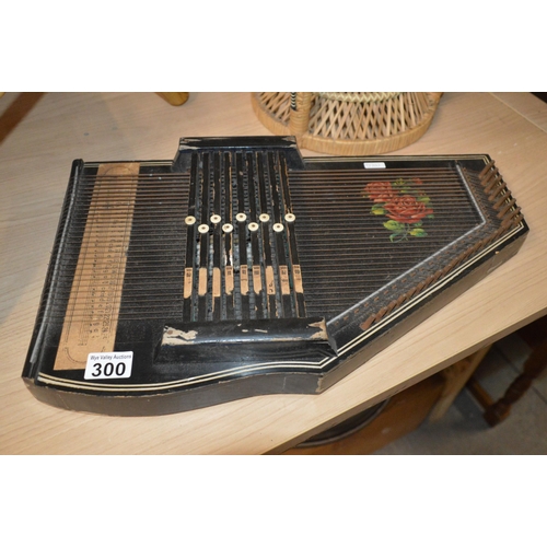 300 - antique Rosen autoharp