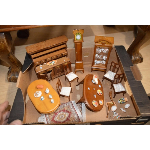 311 - box of dolls house items