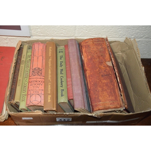 442 - qty of vintage books