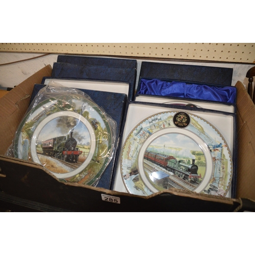 285 - qty of collectors plates