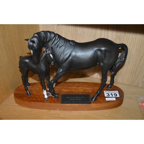 319 - beswick Black Beauty