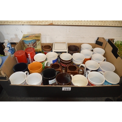 285 - box of collectable mugs etc