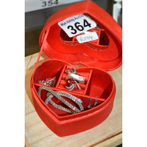 364 - small box of silver jewellery