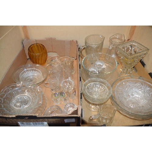 196 - 2 boxes of glassware