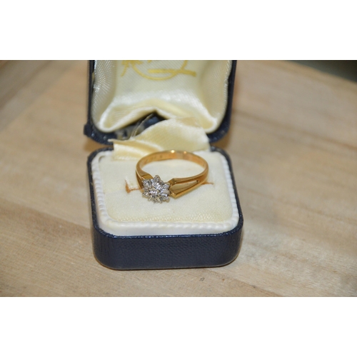 277 - gold ring, size P, marked 18kt