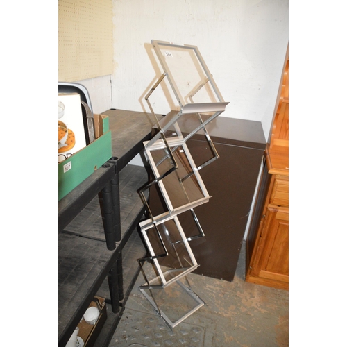 305 - folding display stand