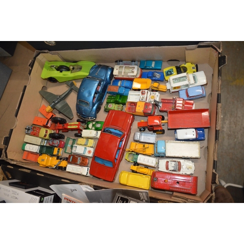 123 - box of toy cars, Dinky, Corgi etc