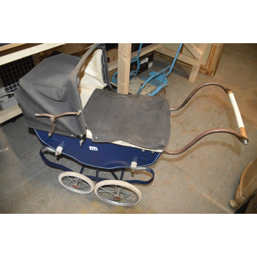 124 - vintage dolls pram