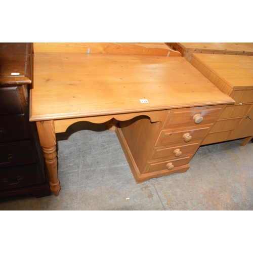 139 - pine desk