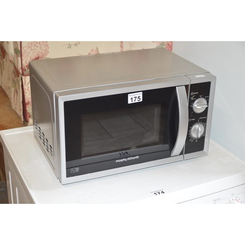 175 - microwave oven