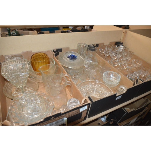 255 - 3 boxes of glassware