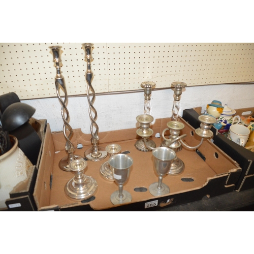 285 - box of candlesticks etc