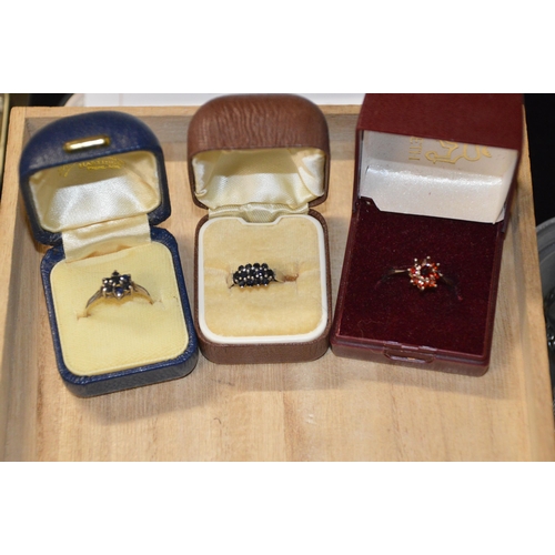 417 - 3 boxed silver rings