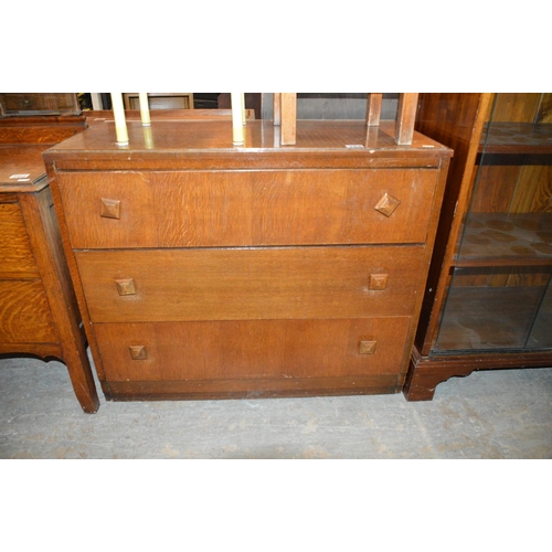 204 - chest of drawers